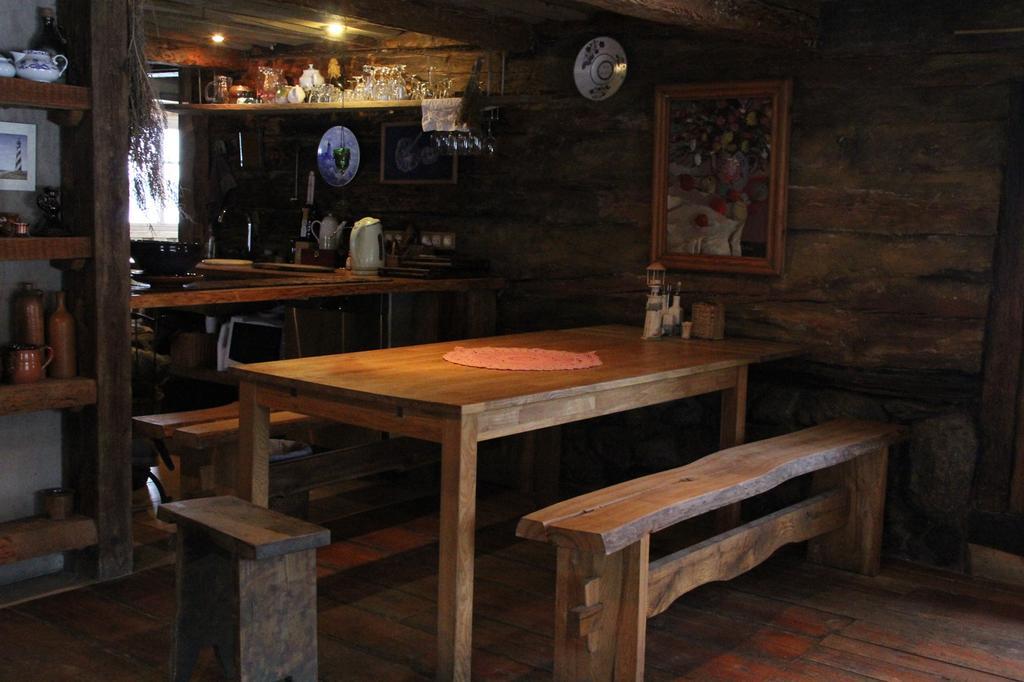 Chill Inn Bernati Ngoại thất bức ảnh