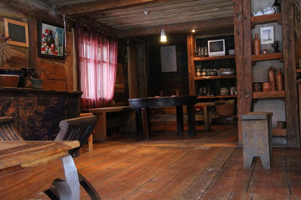 Chill Inn Bernati Ngoại thất bức ảnh