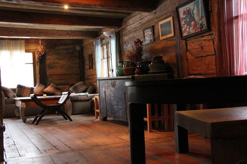 Chill Inn Bernati Ngoại thất bức ảnh